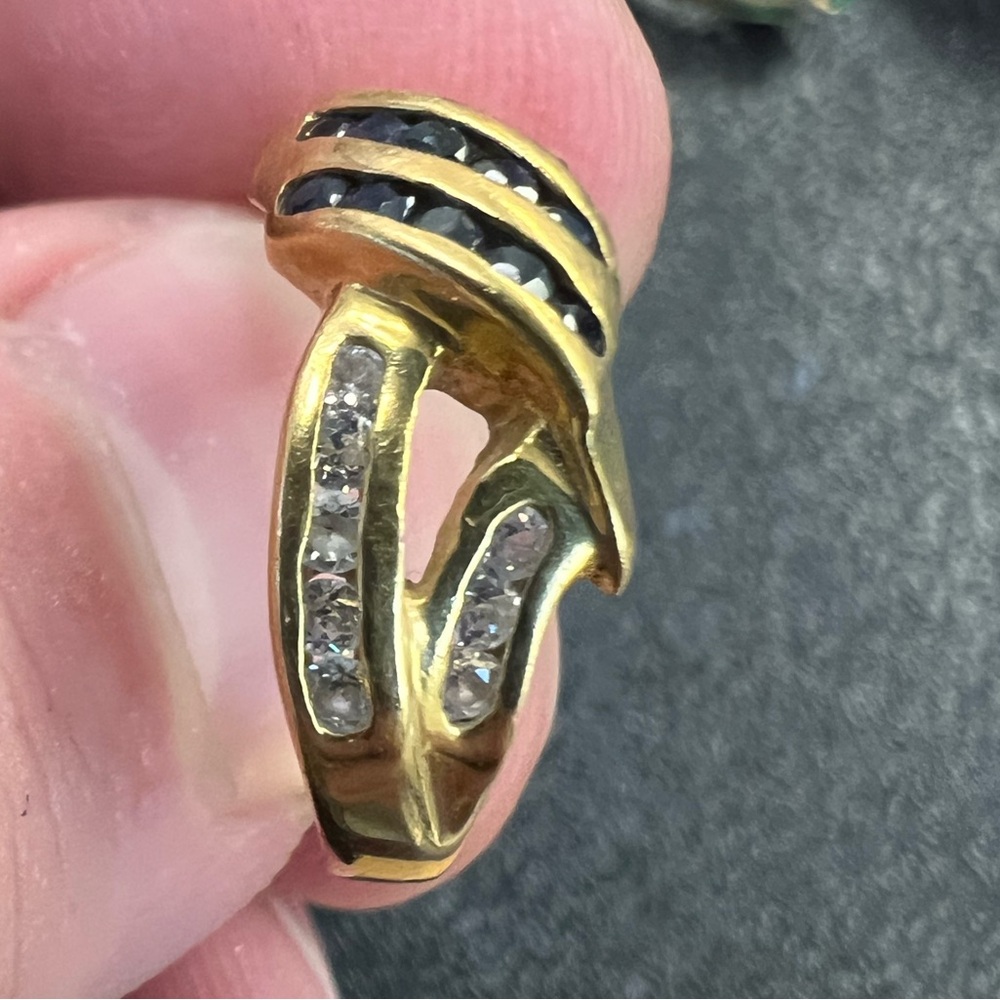 Ladies Sapphire and Diamond Ring